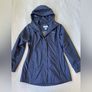 Columbia rain jacket, women’s large, navy